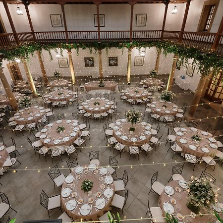 Eurostars Hotel De La Reconquista Oviedo Esterno foto The interior of the venue
