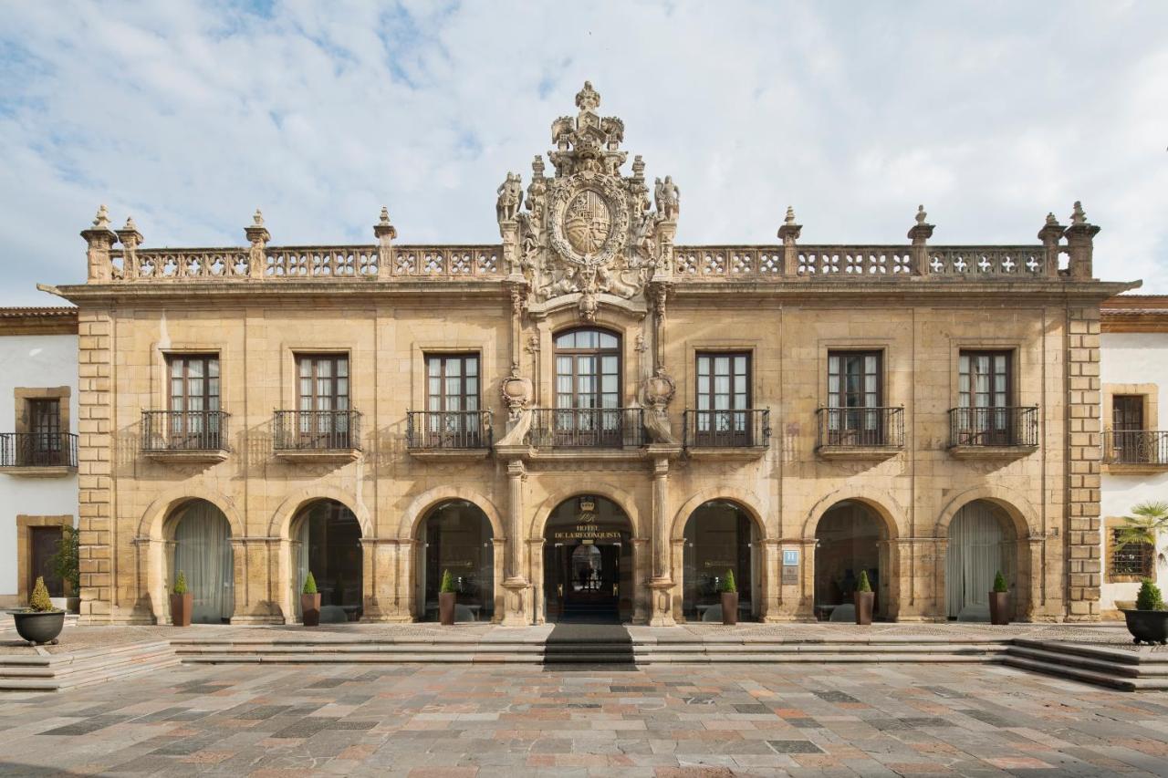 Eurostars Hotel De La Reconquista Oviedo Esterno foto The Palace of the Dukes of Cadaval, the main façade