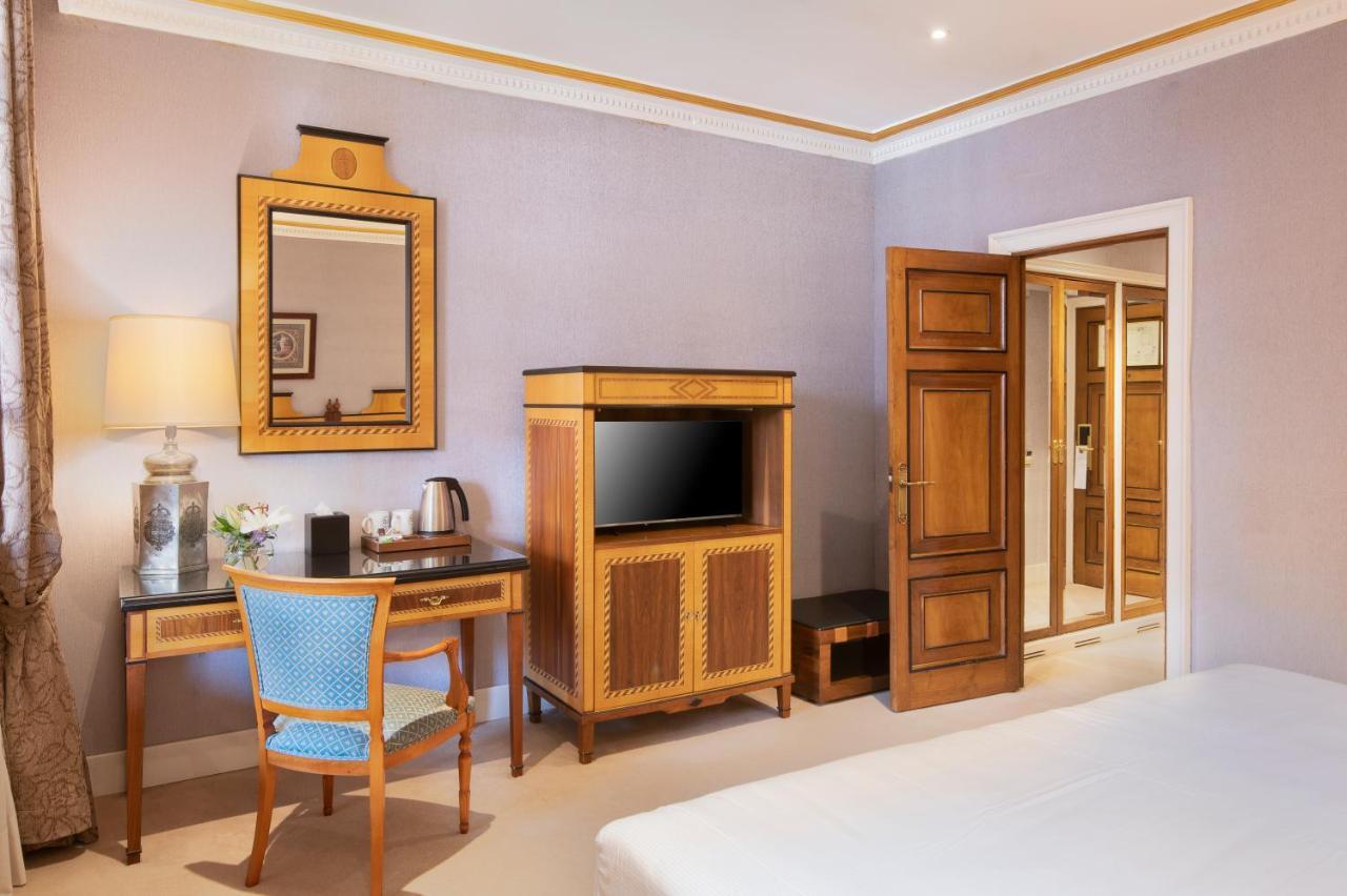 Eurostars Hotel De La Reconquista Oviedo Esterno foto A room at the hotel