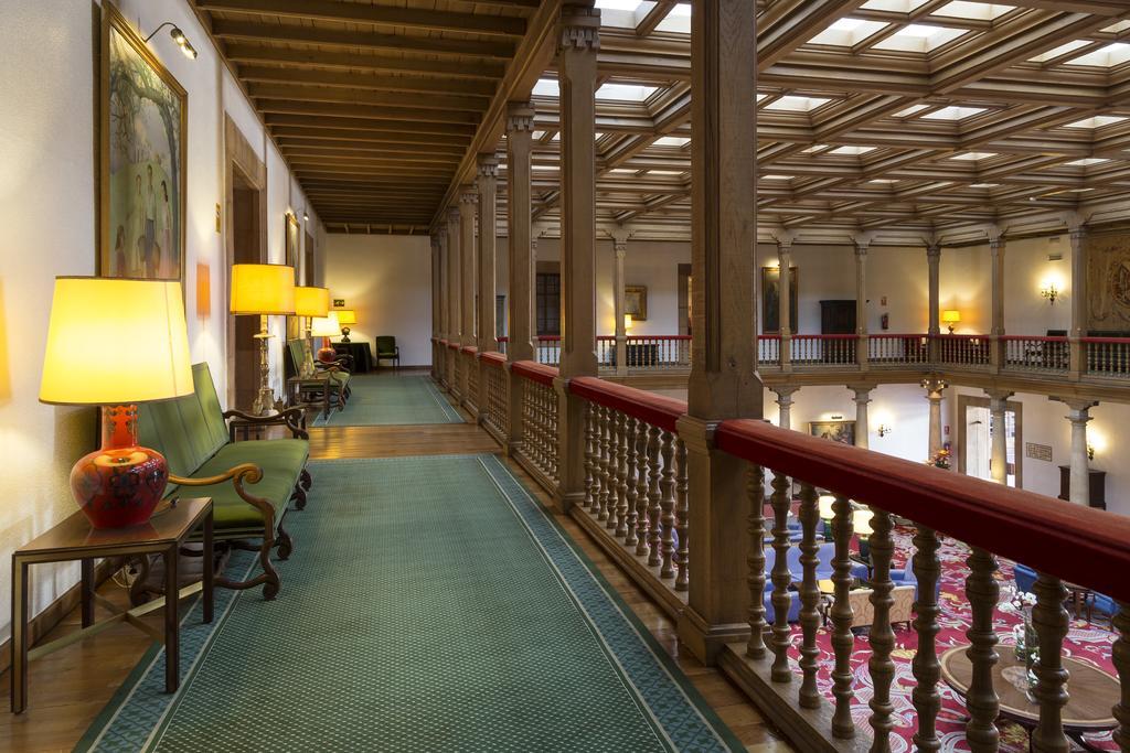 Eurostars Hotel De La Reconquista Oviedo Esterno foto Interior of the hotel